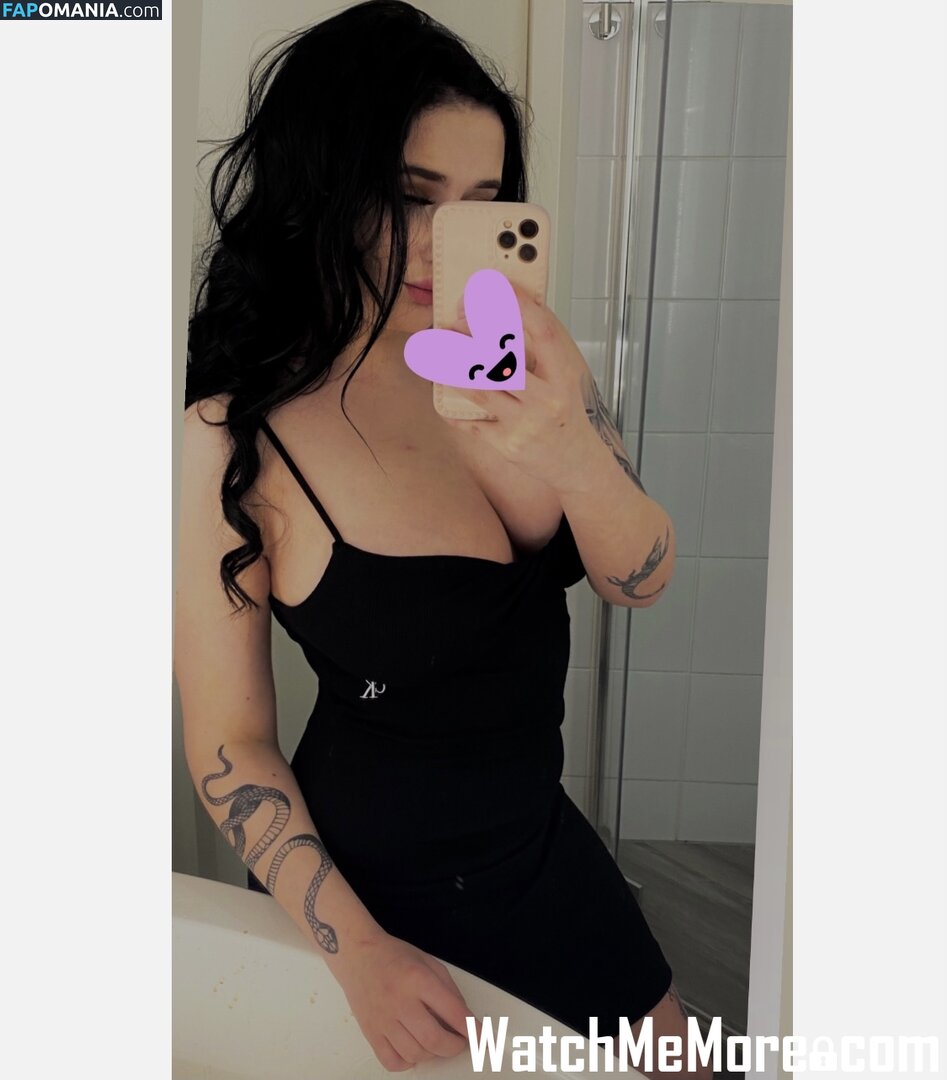 czarnula699 / klaudi_69_69 Nude OnlyFans  Leaked Photo #2