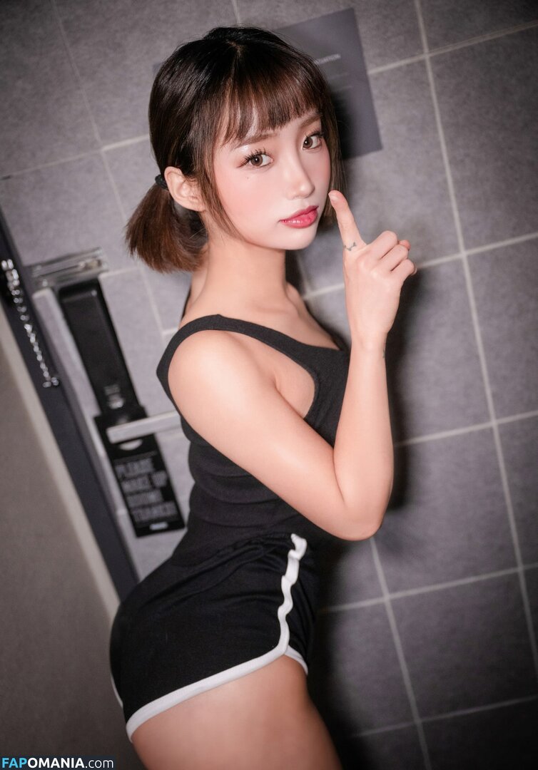 Korean Gravures / jisamss / takaidesuoficial Nude OnlyFans  Leaked Photo #1060