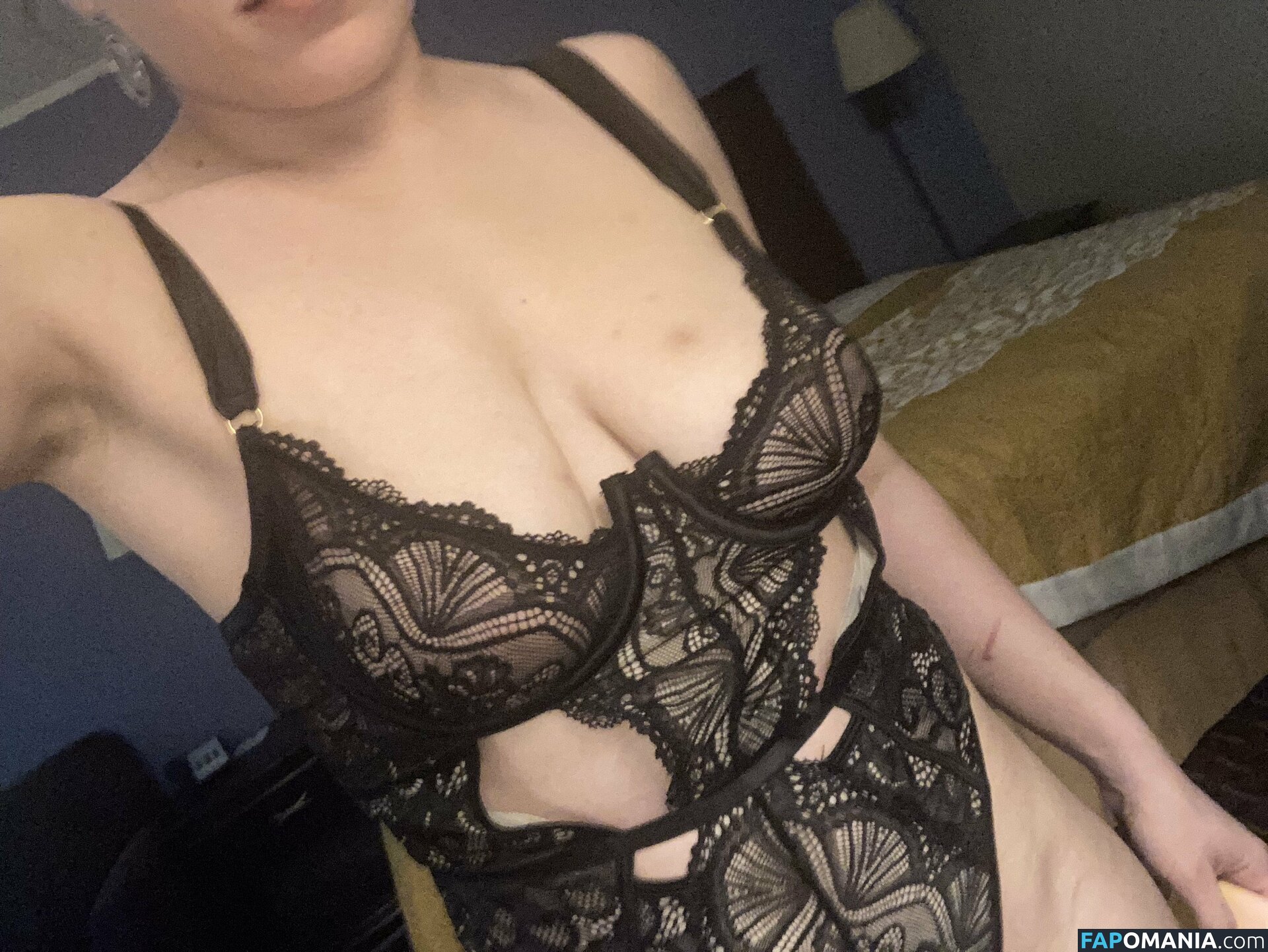 Elektra Sinn / Korin / elektra_sinn / korinknives Nude OnlyFans  Leaked Photo #1