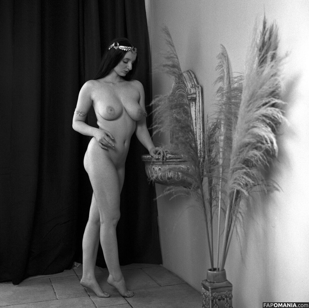 Kotyaysya / katya_alekseevaya Nude OnlyFans  Leaked Photo #2