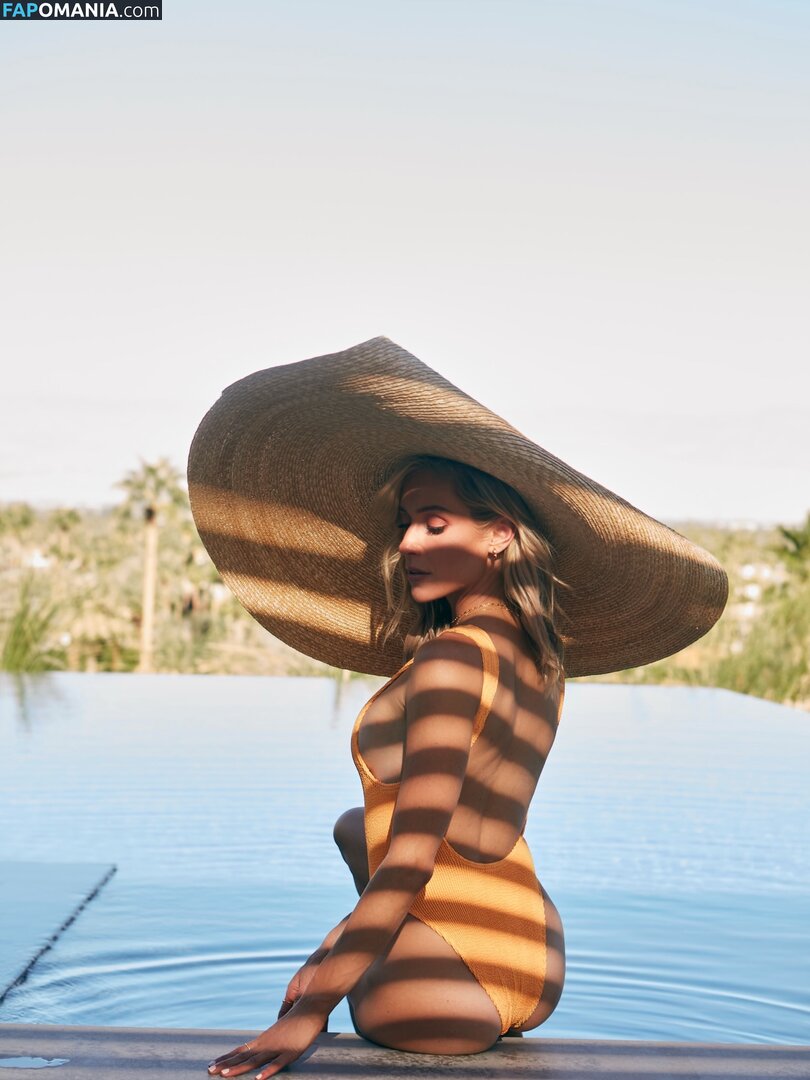 Kristin Cavallari / https: / kristincavallari Nude OnlyFans  Leaked Photo #325