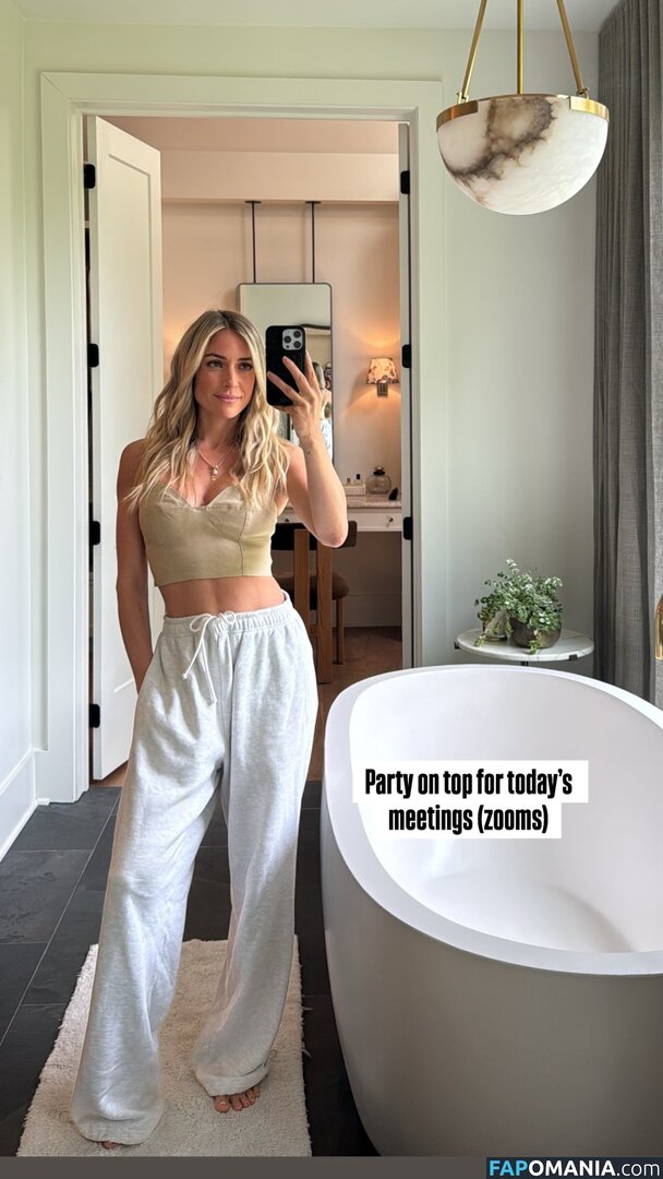 Kristin Cavallari / https: / kristincavallari Nude OnlyFans  Leaked Photo #326