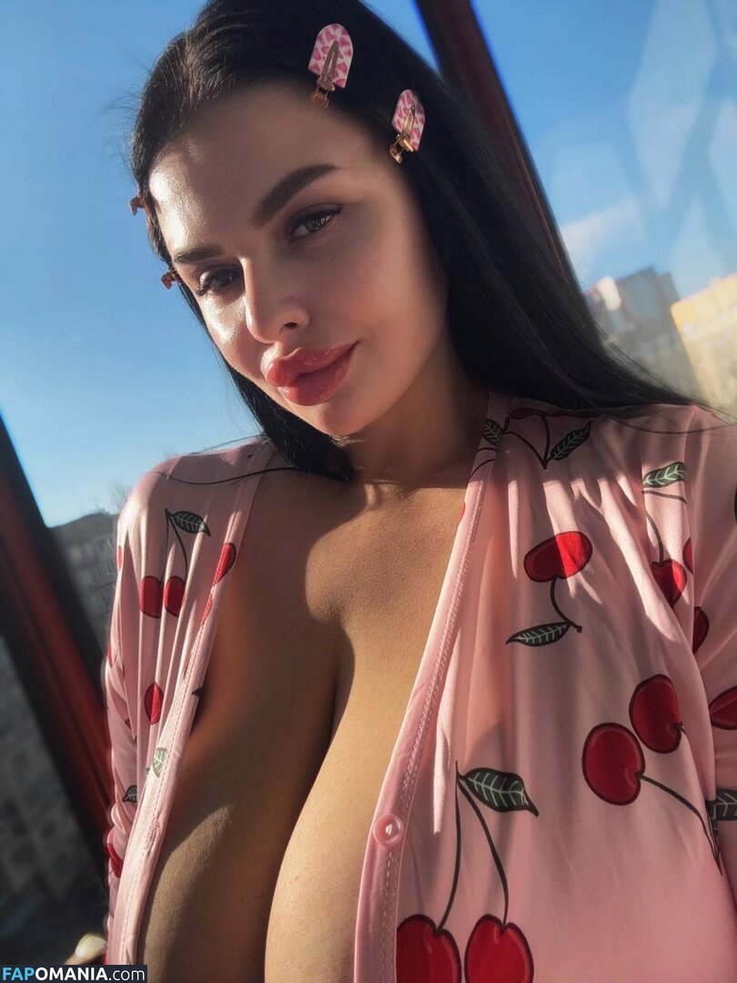 https: / kristina_doru Nude OnlyFans  Leaked Photo #5