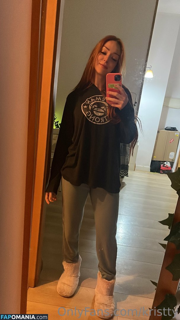 Krispeachie / kristty / kristty88 Nude OnlyFans  Leaked Photo #19