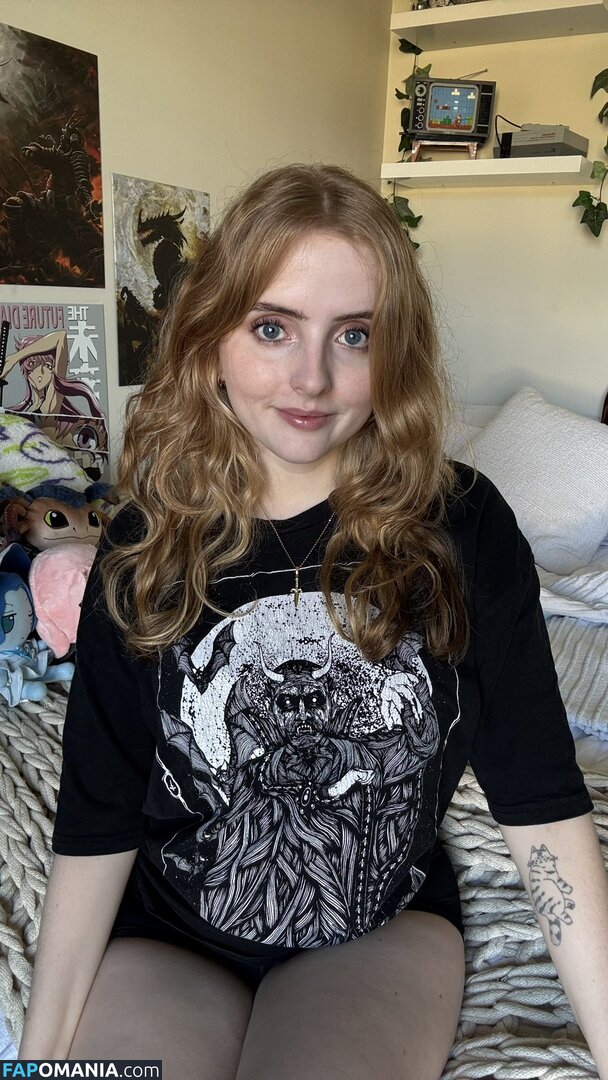 Krystal / Krysttl / Krysttlxd Nude OnlyFans  Leaked Photo #20