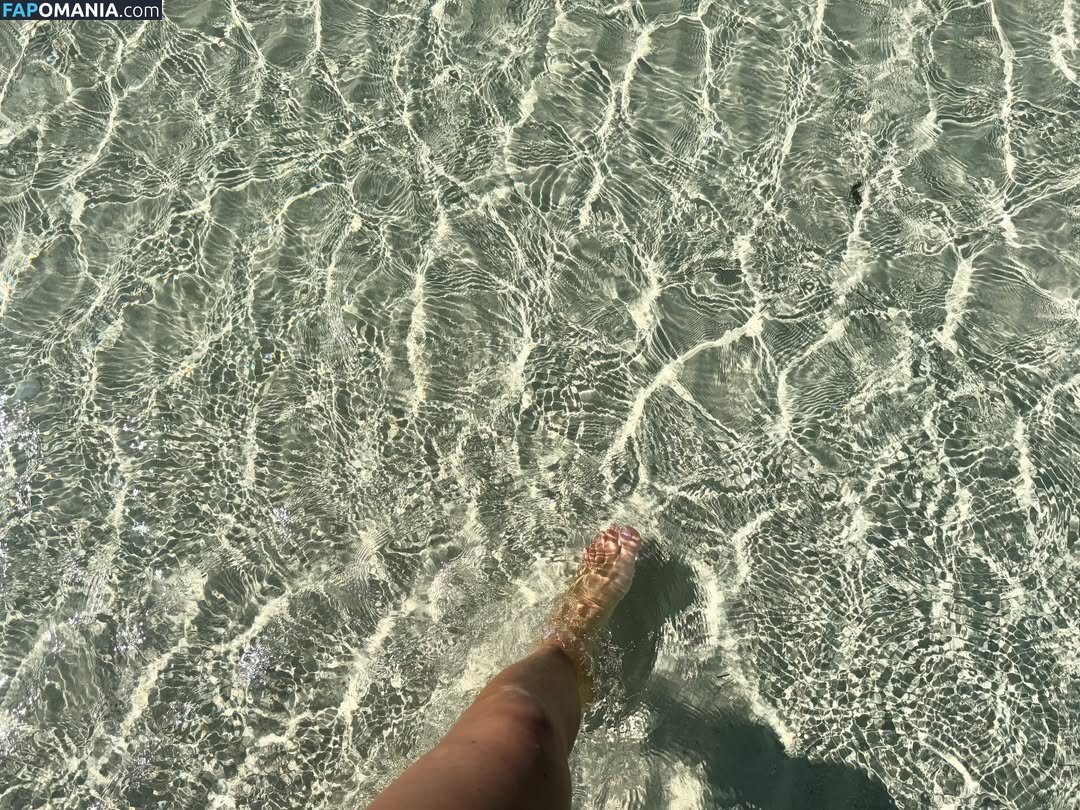 Kylie Jenner / kyliejenner / kyliejenner.2 Nude OnlyFans  Leaked Photo #52