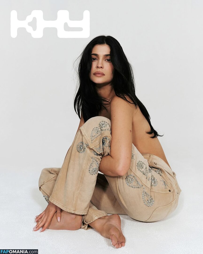 Kylie Jenner / kyliejenner / kyliejenner.2 Nude OnlyFans  Leaked Photo #57