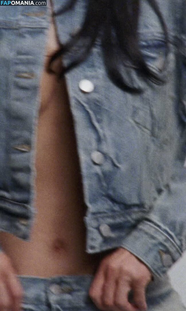 Kylie Jenner / kyliejenner / kyliejenner.2 Nude OnlyFans  Leaked Photo #62