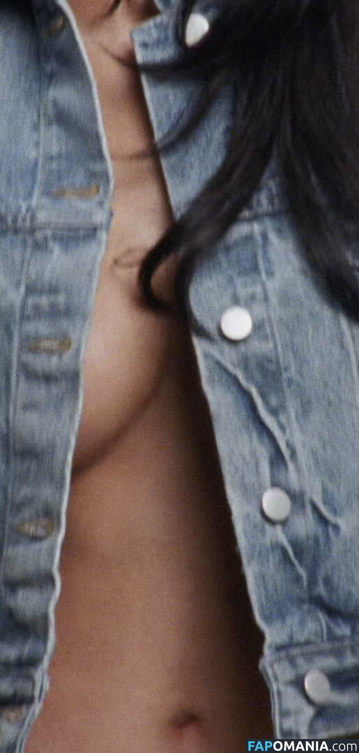 Kylie Jenner / kyliejenner / kyliejenner.2 Nude OnlyFans  Leaked Photo #63