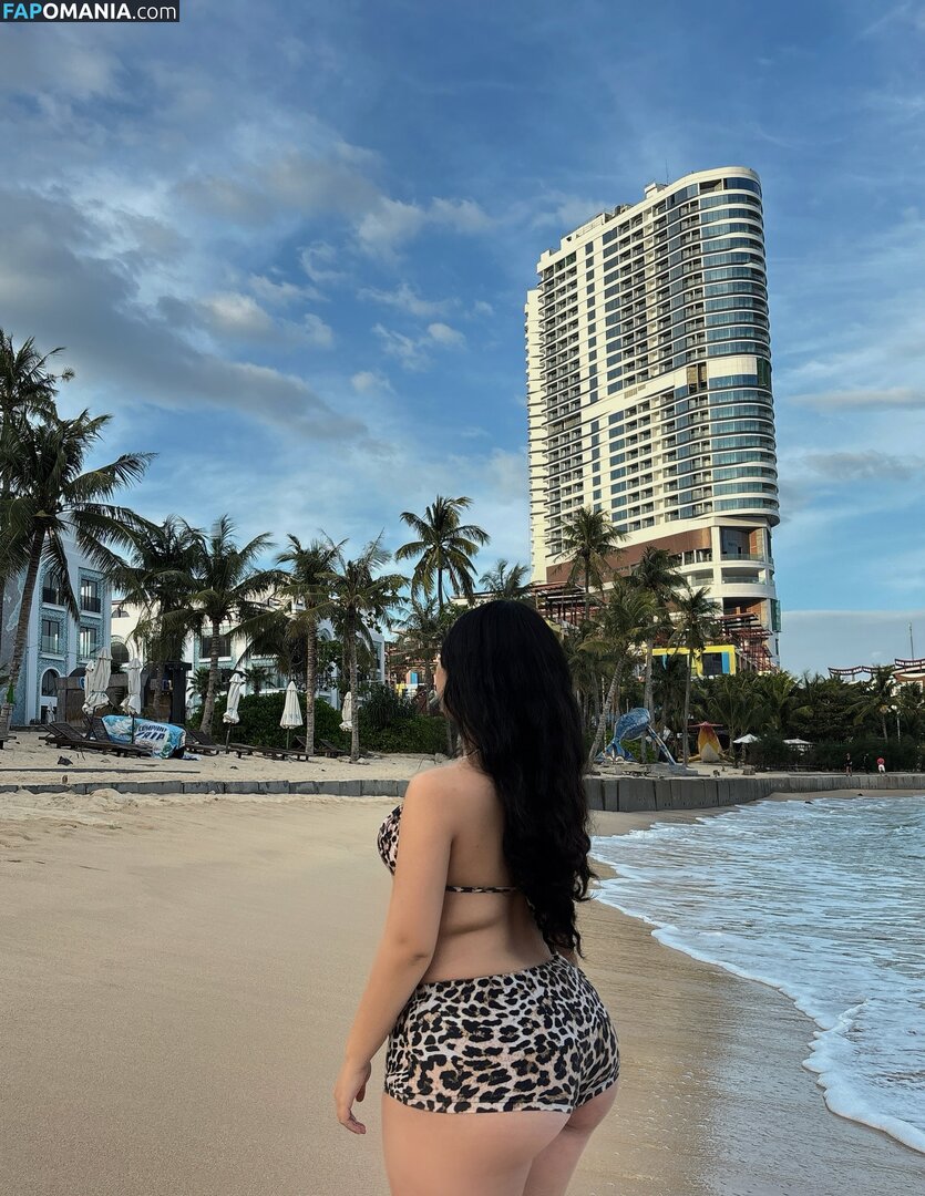 ___kyliekim Nude OnlyFans  Leaked Photo #3