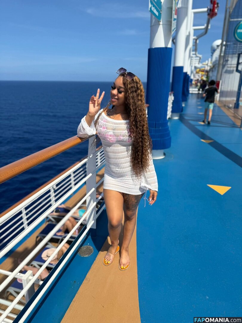 Kyra Kenya / kyaraa0 Nude OnlyFans  Leaked Photo #7
