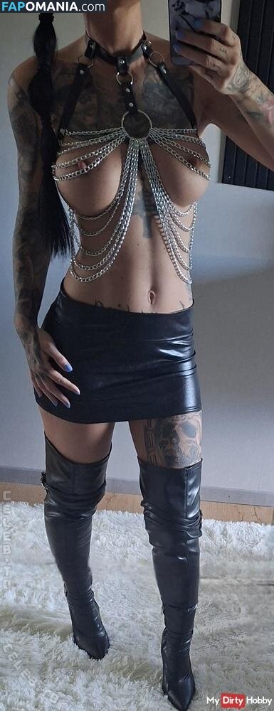 KyraVyxen Nude OnlyFans  Leaked Photo #3