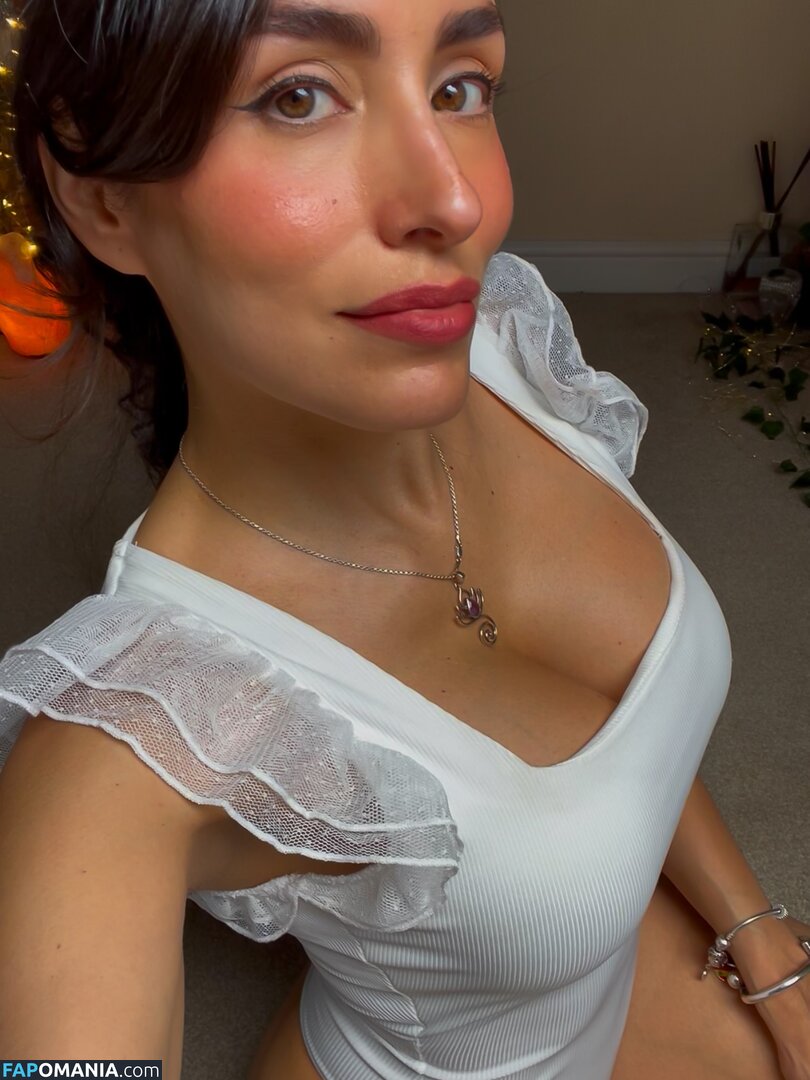 Rossana Isabel Layana Muguerza / la_layana_rous Nude OnlyFans  Leaked Photo #40