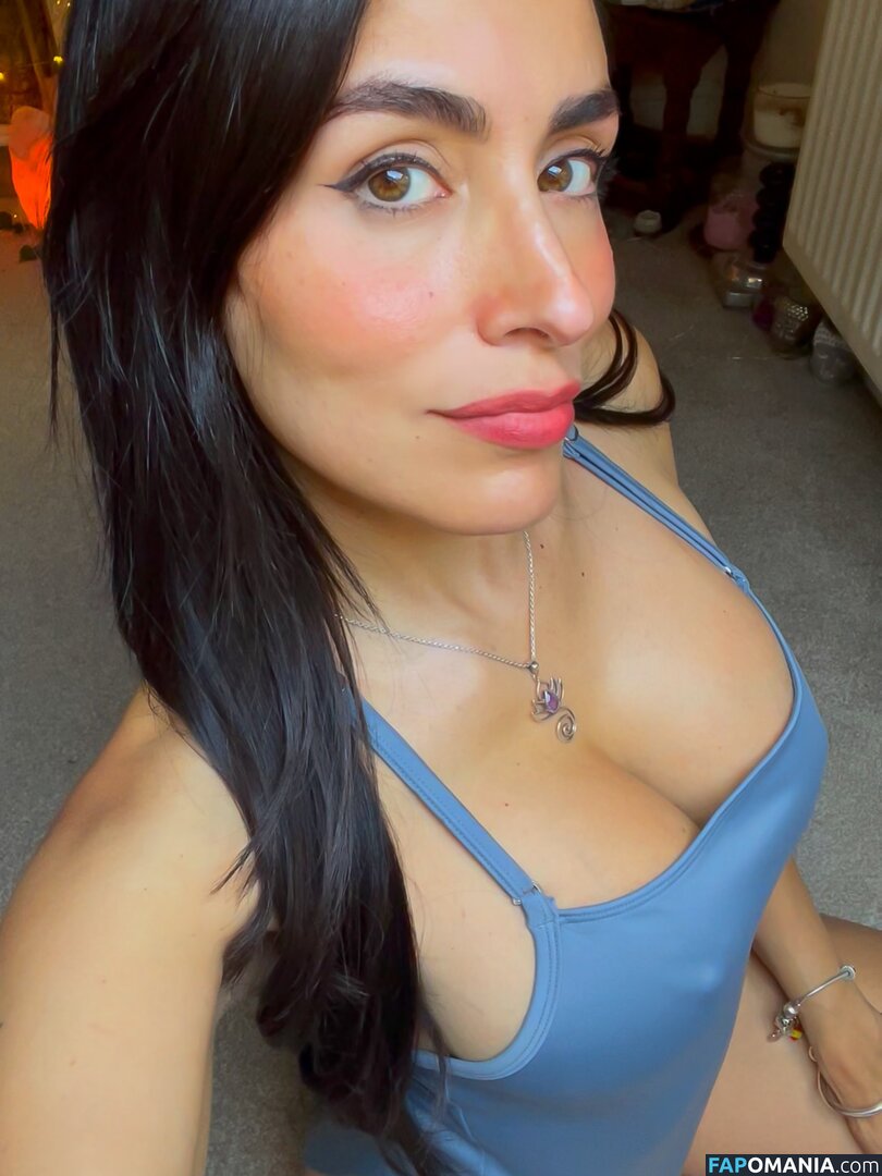 Rossana Isabel Layana Muguerza / la_layana_rous Nude OnlyFans  Leaked Photo #65
