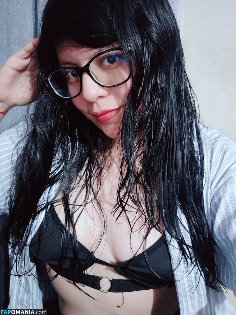 brendaarii / https: / labrendiuxx / lmlbrendalml_ Nude OnlyFans  Leaked Photo #17