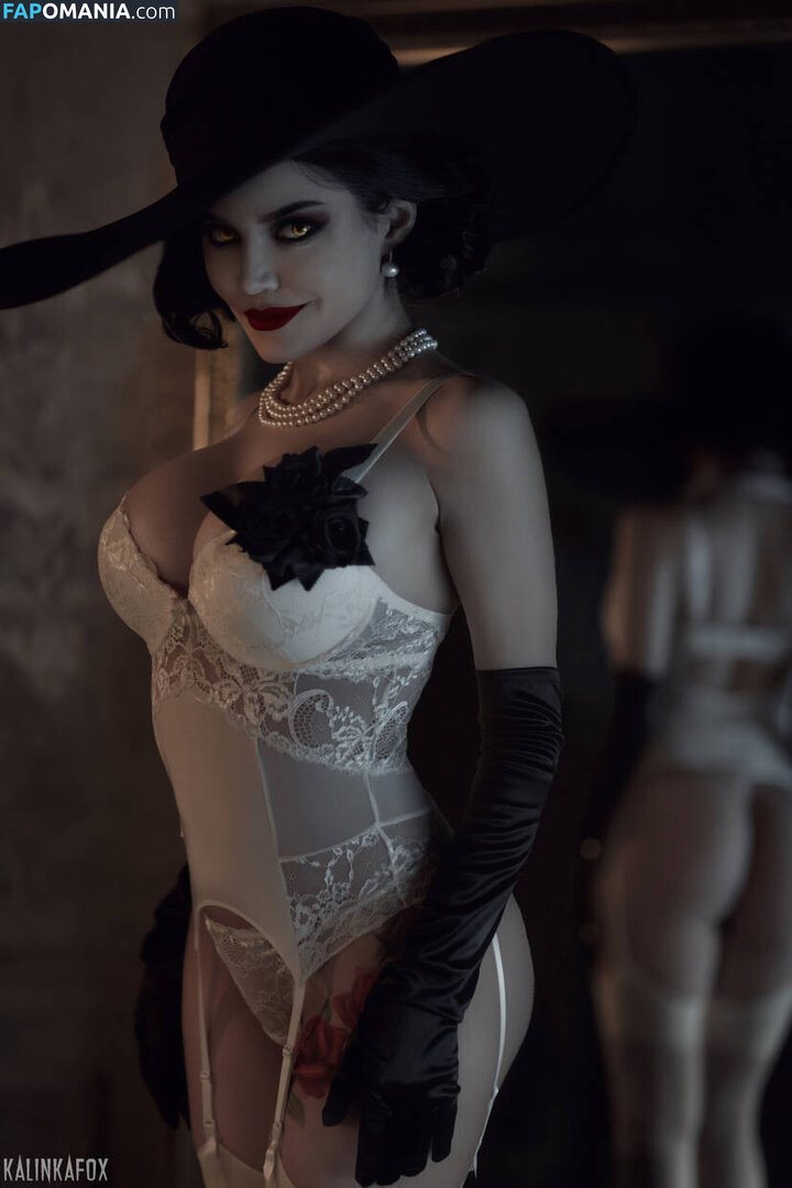 Alcina Dimitrescu and Bela Dimitrescu / Cassandra Dimitrescu / Daniela Dimitrescu / Lady Dimitrescu / ladydumitrescu Nude OnlyFans  Leaked Photo #7