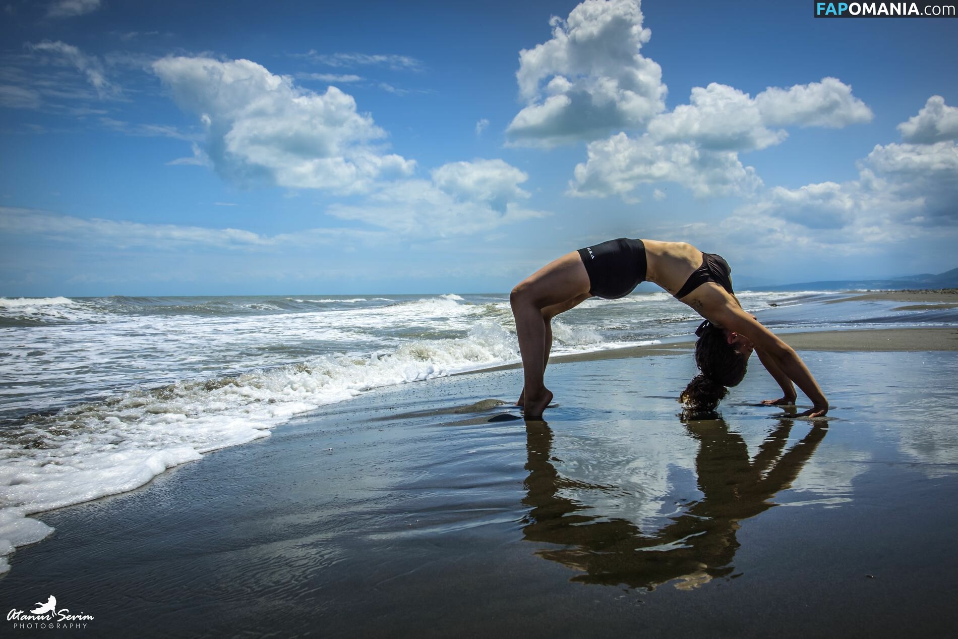 Lale Sezer / Lalesezer88 Nude OnlyFans  Leaked Photo #11