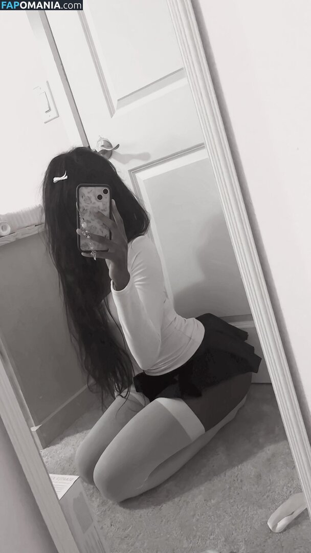 https: / lambpwincess / littlamb Nude OnlyFans  Leaked Photo #6