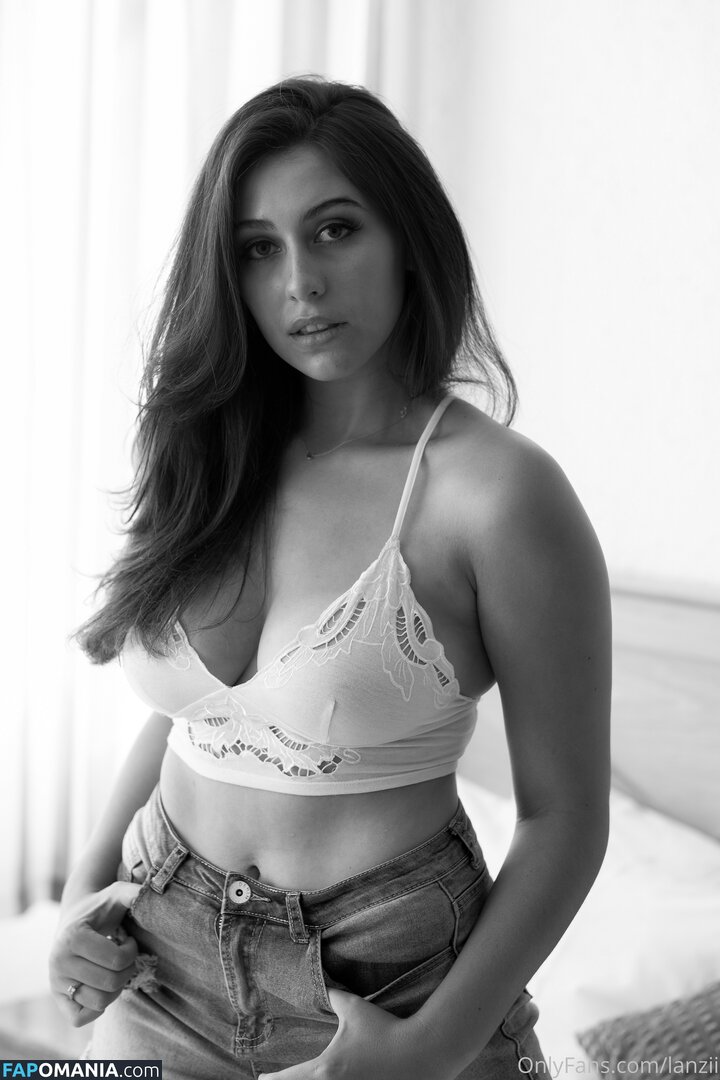lanzii / x.lanzi Nude OnlyFans  Leaked Photo #9