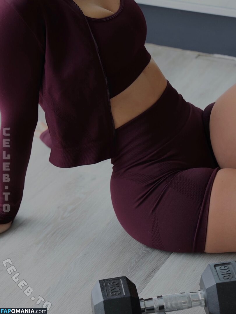 lara.gbdt Nude OnlyFans  Leaked Photo #2