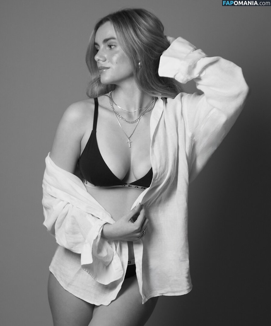 _.lara.sofia Nude OnlyFans  Leaked Photo #1