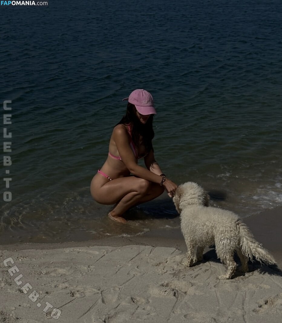 Larabeu Nude OnlyFans  Leaked Photo #4