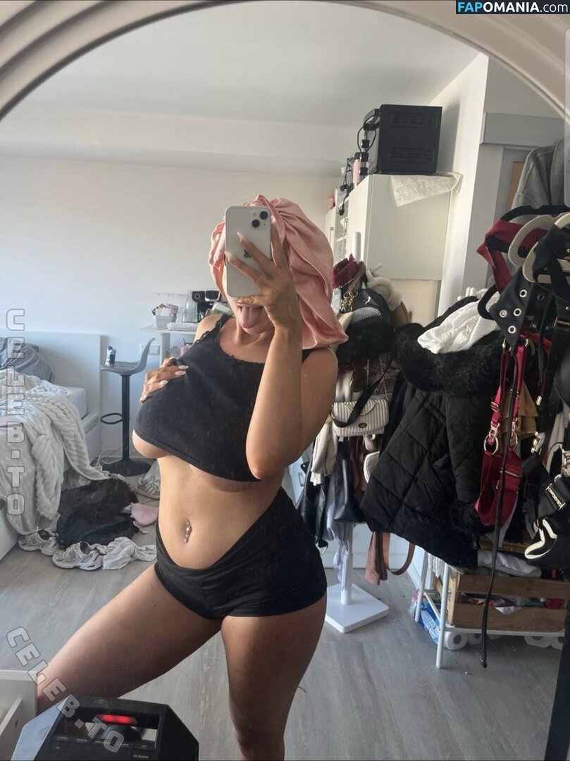Larissa.lhaa / Larissalhaa / larissa.lahe Nude OnlyFans  Leaked Photo #5