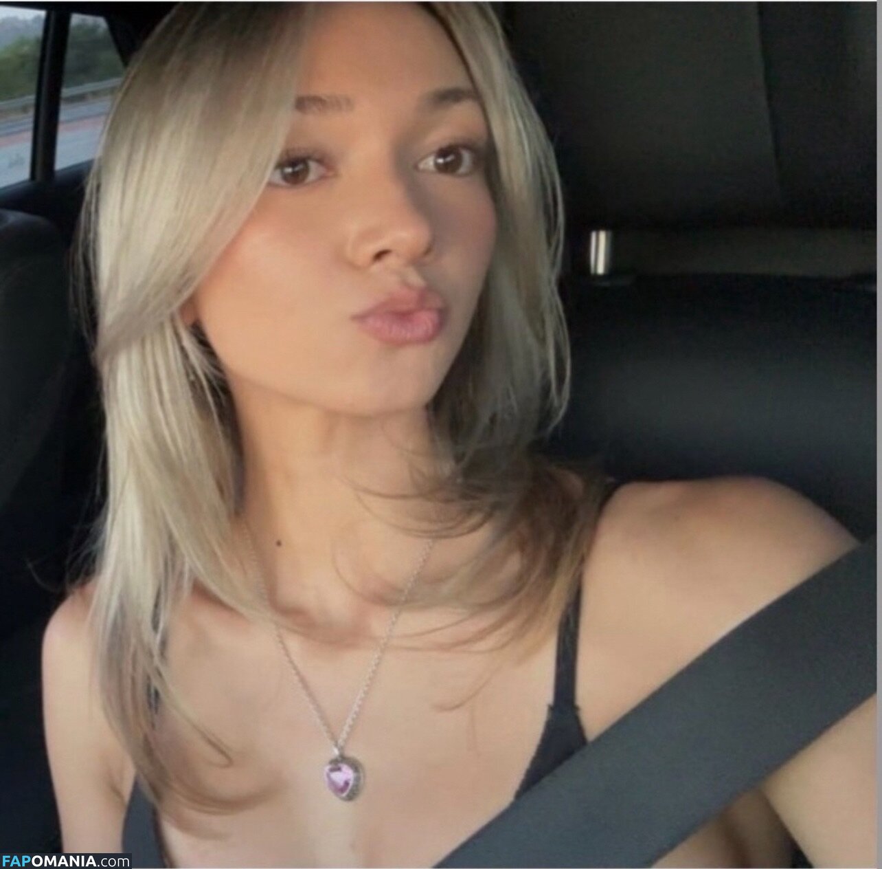 Laselyii / llessliiie / luvliii Nude OnlyFans  Leaked Photo #16