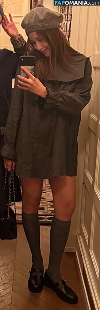 Laufey Lin / laufey Nude OnlyFans  Leaked Photo #146