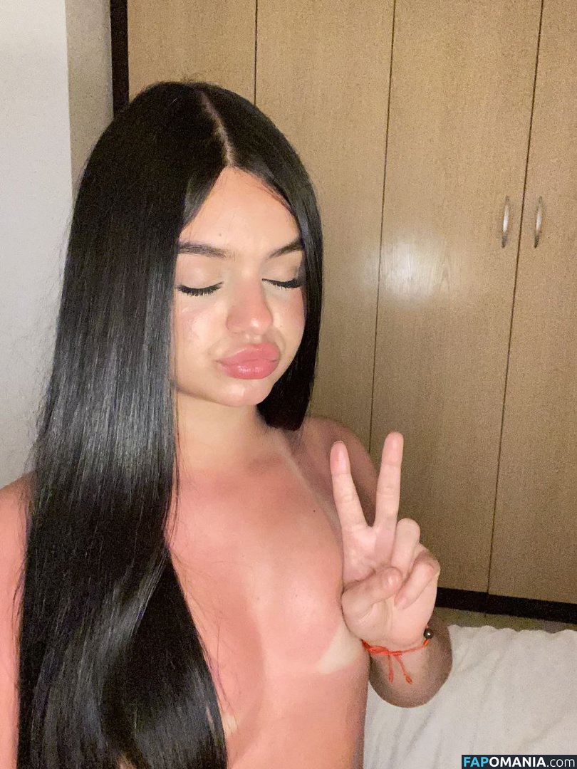 laualexandra / laulexandra Nude OnlyFans  Leaked Photo #5