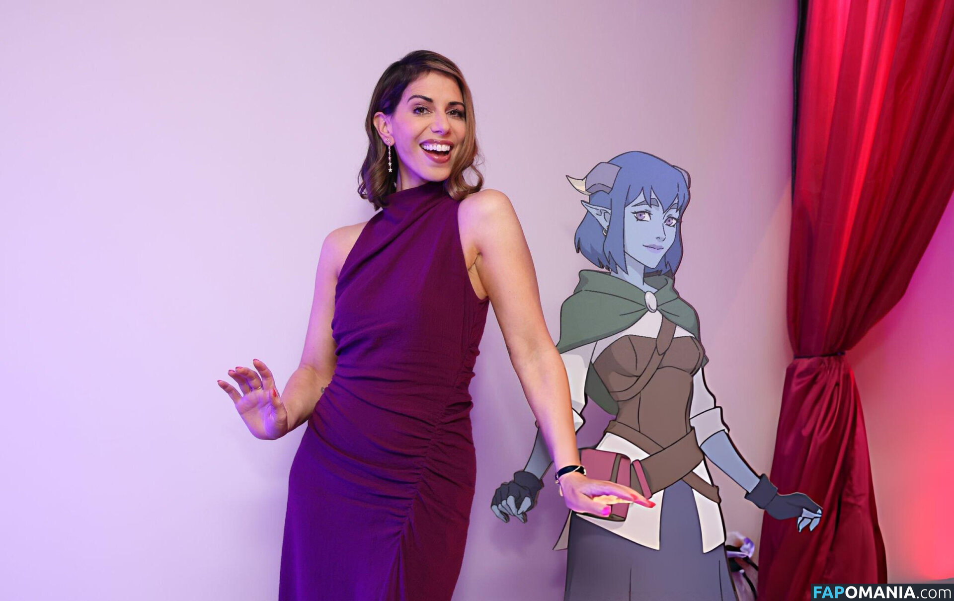Laura Bailey / LauraBaileyVO / saltybl0nde Nude OnlyFans  Leaked Photo #7