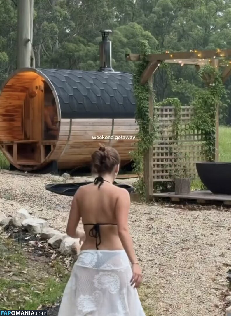 LAURA @lauramjj / lauramjj_ Nude OnlyFans  Leaked Photo #7