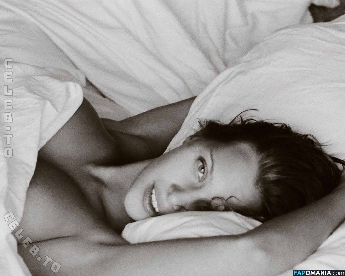 Laura Oganessian / Lauraoganessian Nude OnlyFans  Leaked Photo #40
