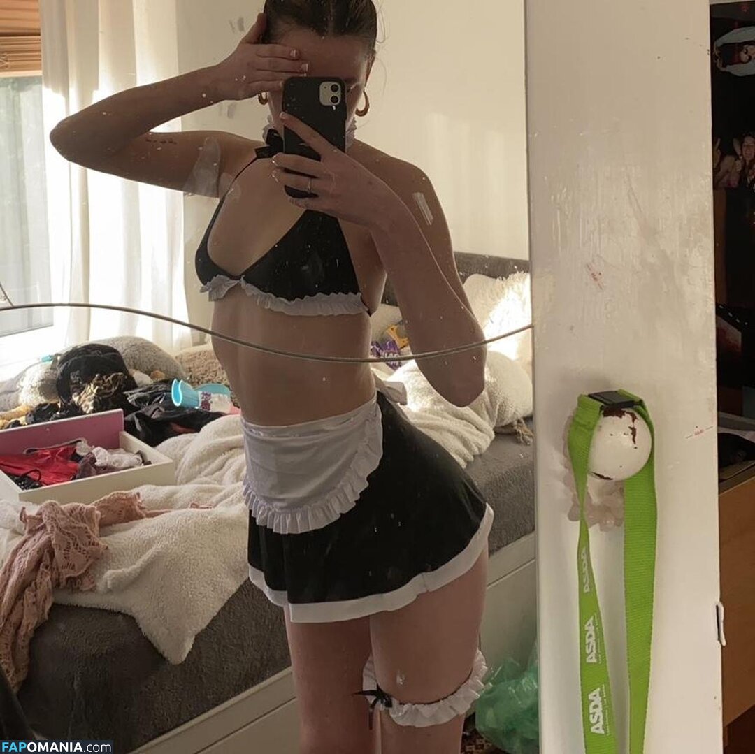Laura Wilshaw / https: Nude OnlyFans  Leaked Photo #10