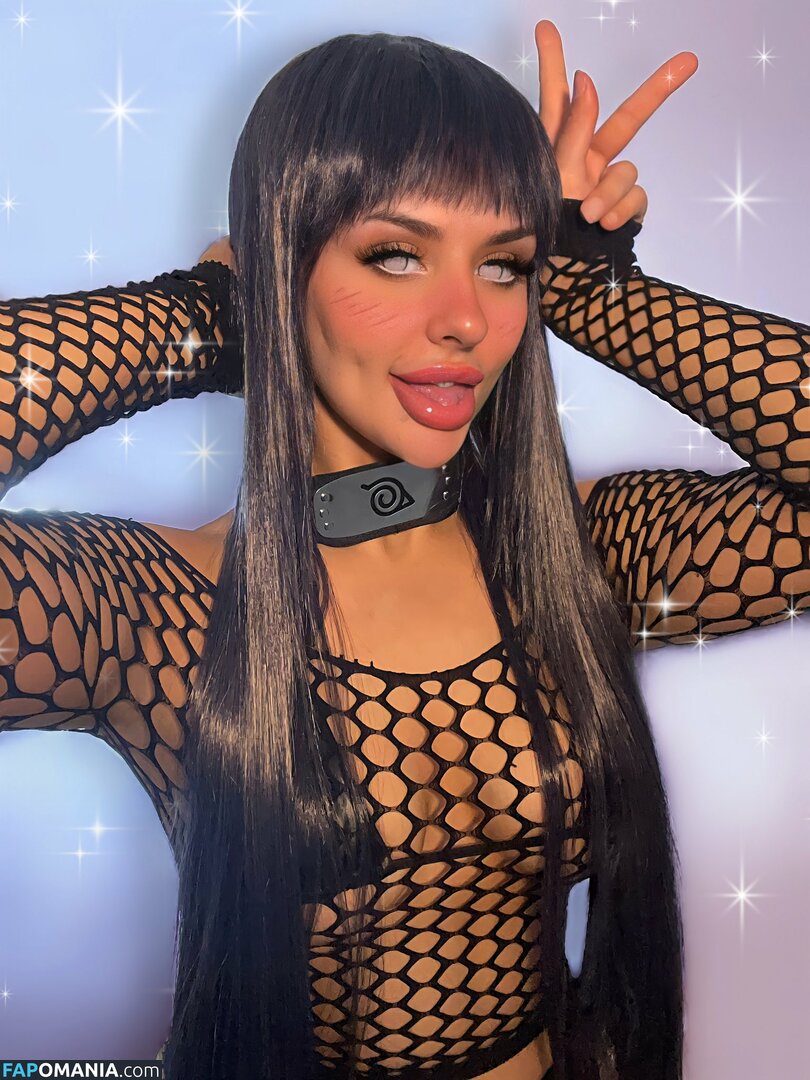 laurawaifuu / waifuulauraa Nude OnlyFans  Leaked Photo #31