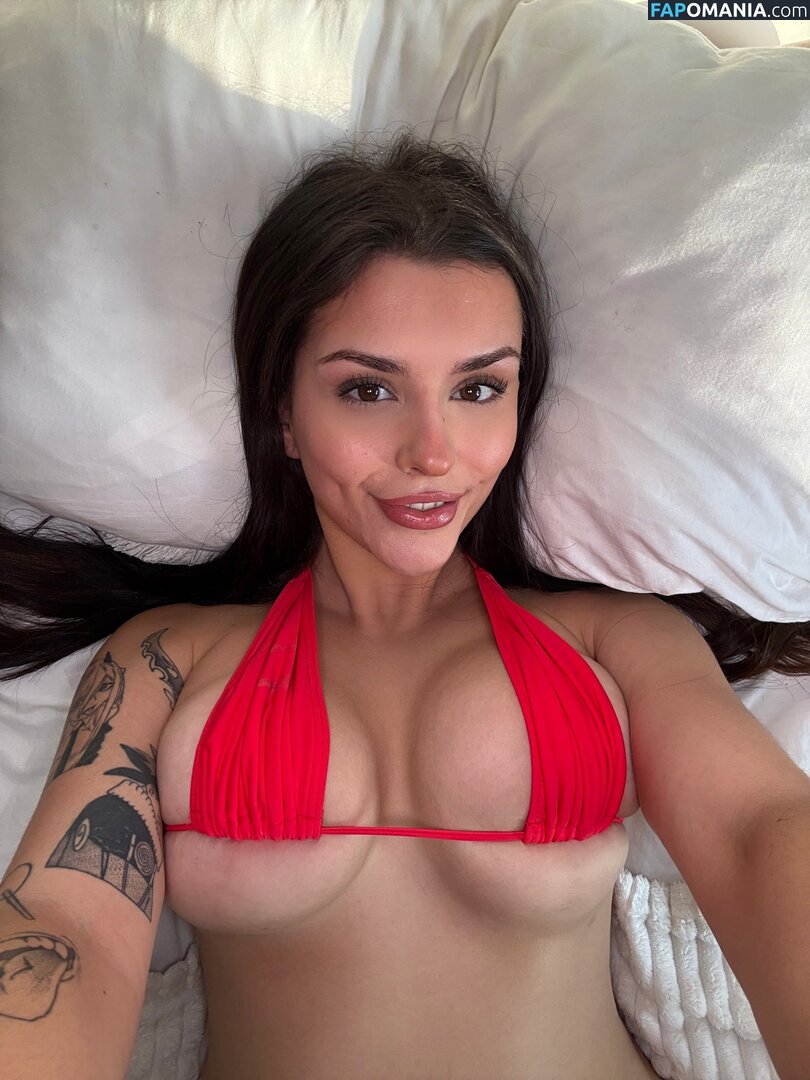 laurawaifuu / waifuulauraa Nude OnlyFans  Leaked Photo #92