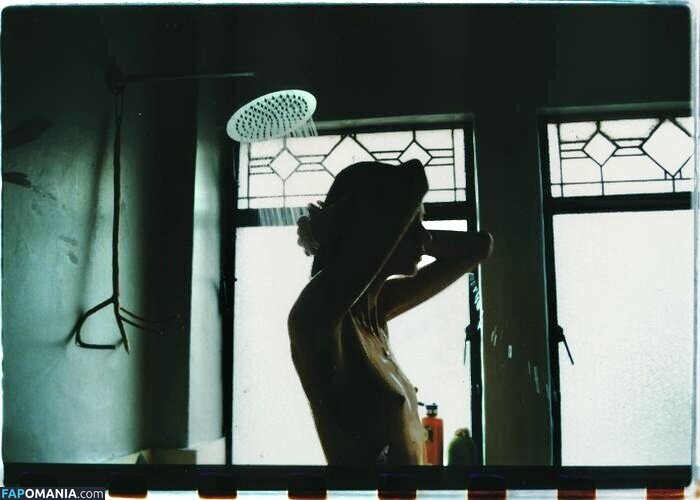 Lauren De Graaf / laurenjdg Nude OnlyFans  Leaked Photo #10