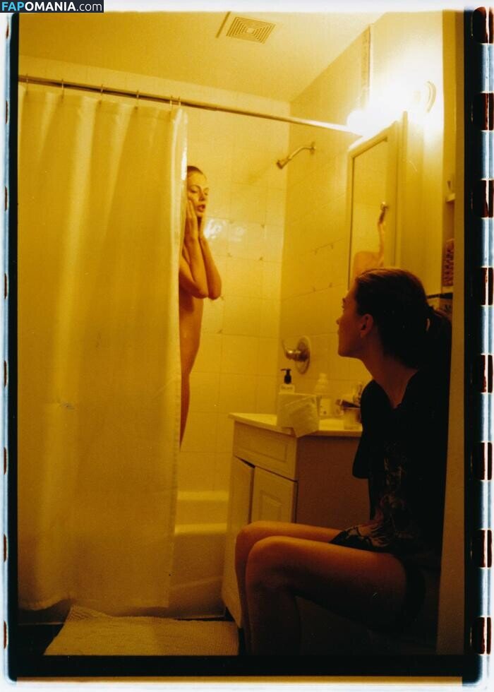 Lauren De Graaf / laurenjdg Nude OnlyFans  Leaked Photo #12