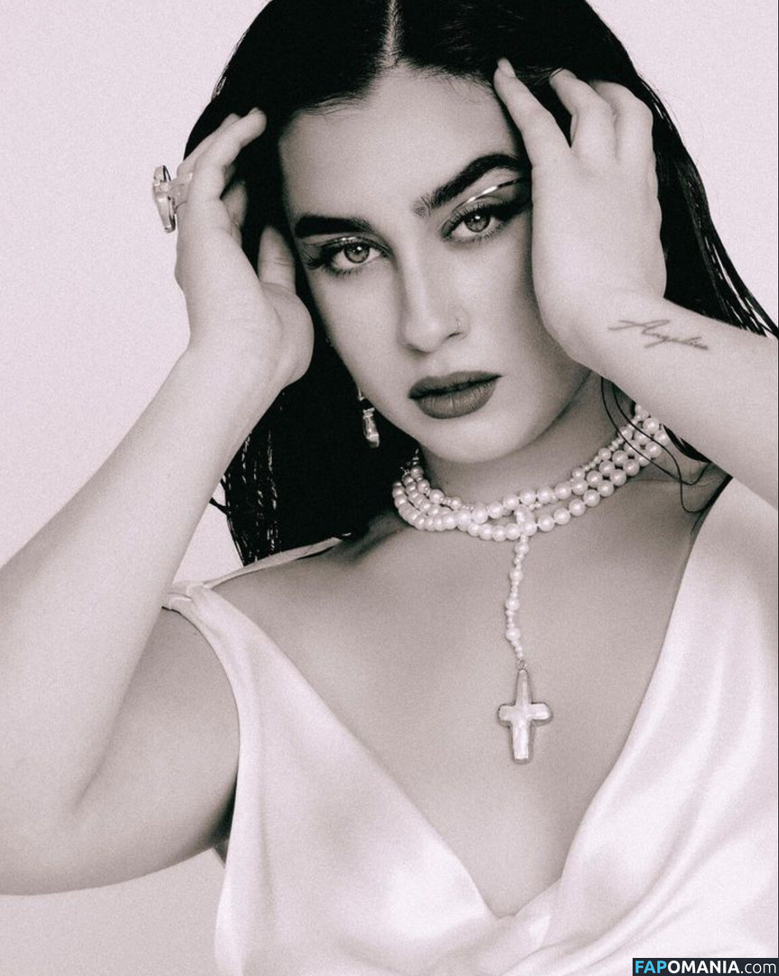 Lauren Jauregui / laurenjauregui / pink_narcissus23 Nude OnlyFans  Leaked Photo #12