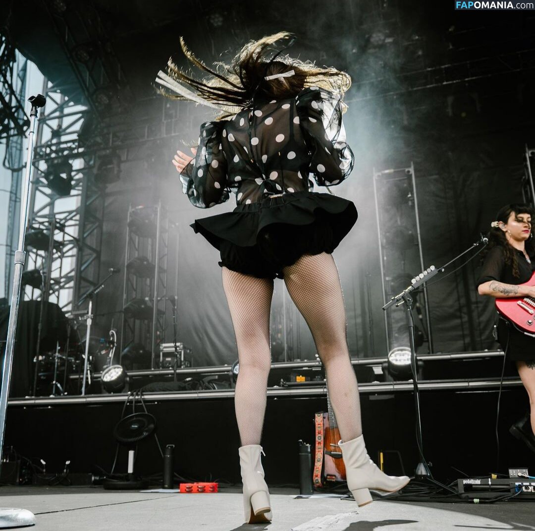 Lauren Mayberry / laurenevemayberry Nude OnlyFans  Leaked Photo #114