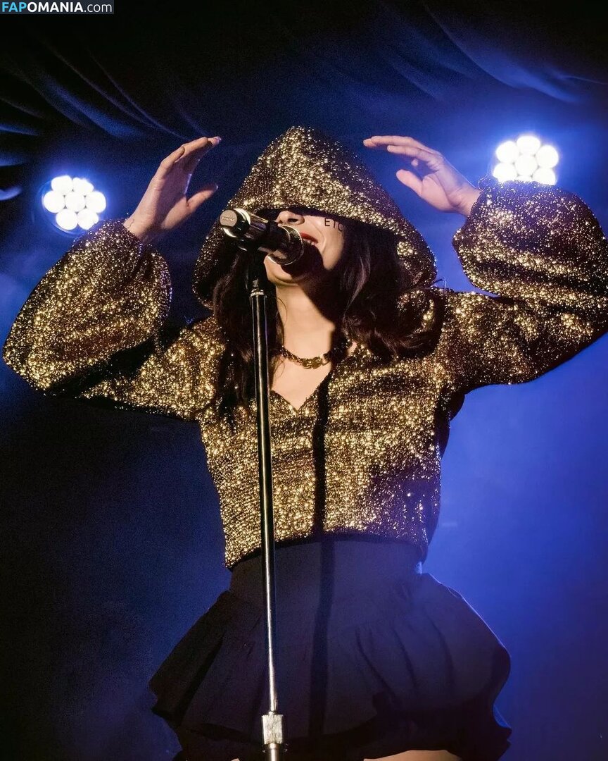 Lauren Mayberry / laurenevemayberry Nude OnlyFans  Leaked Photo #866
