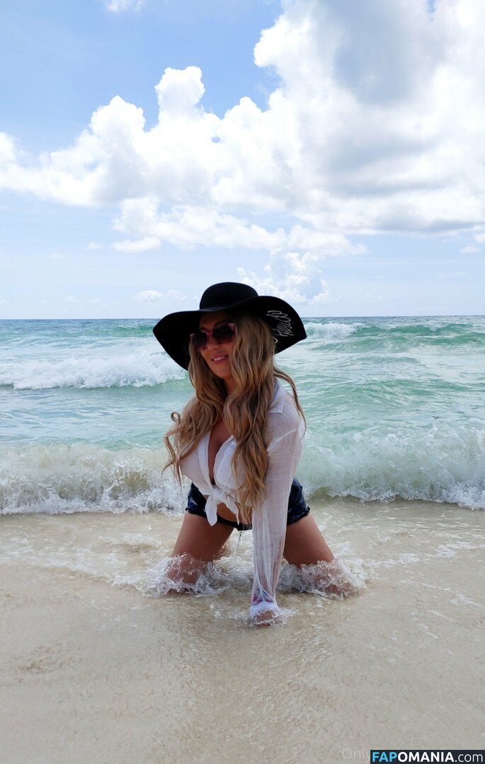 laycee / layceeee Nude OnlyFans  Leaked Photo #77