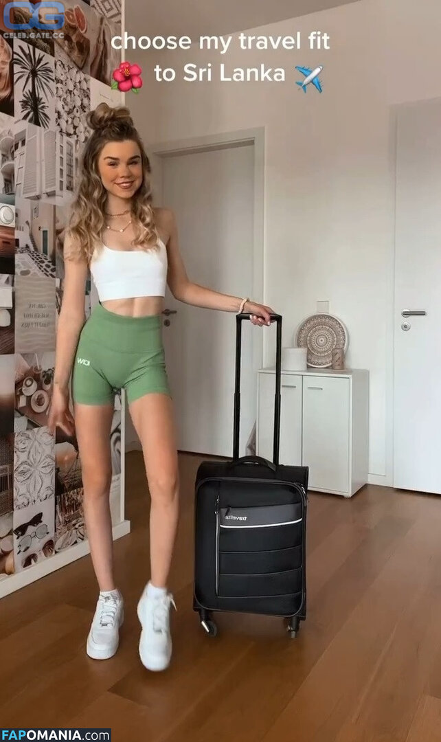 Lea Peach / Looskanal / lea / wifiloo_m Nude OnlyFans  Leaked Photo #812