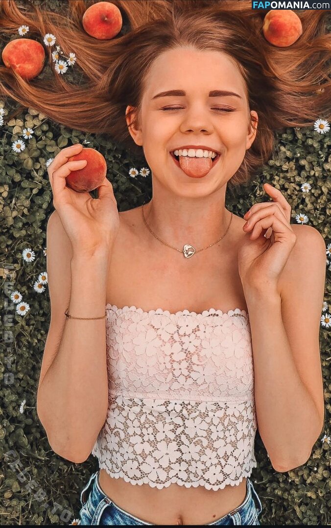 Lea Peach / Looskanal / lea / wifiloo_m Nude OnlyFans  Leaked Photo #827