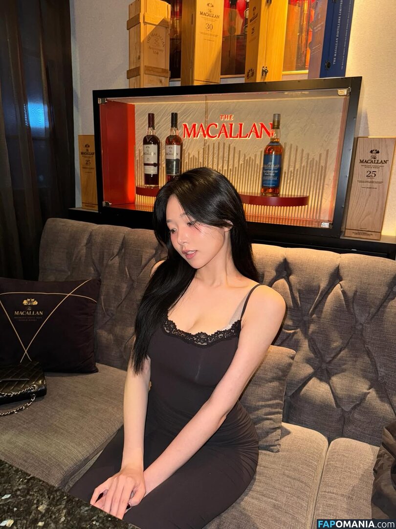 Lee Yeon-woo / yeonwooahh / yonu1201 / 이연우 | Yonu Kuro | yonu_kuro Nude OnlyFans  Leaked Photo #5