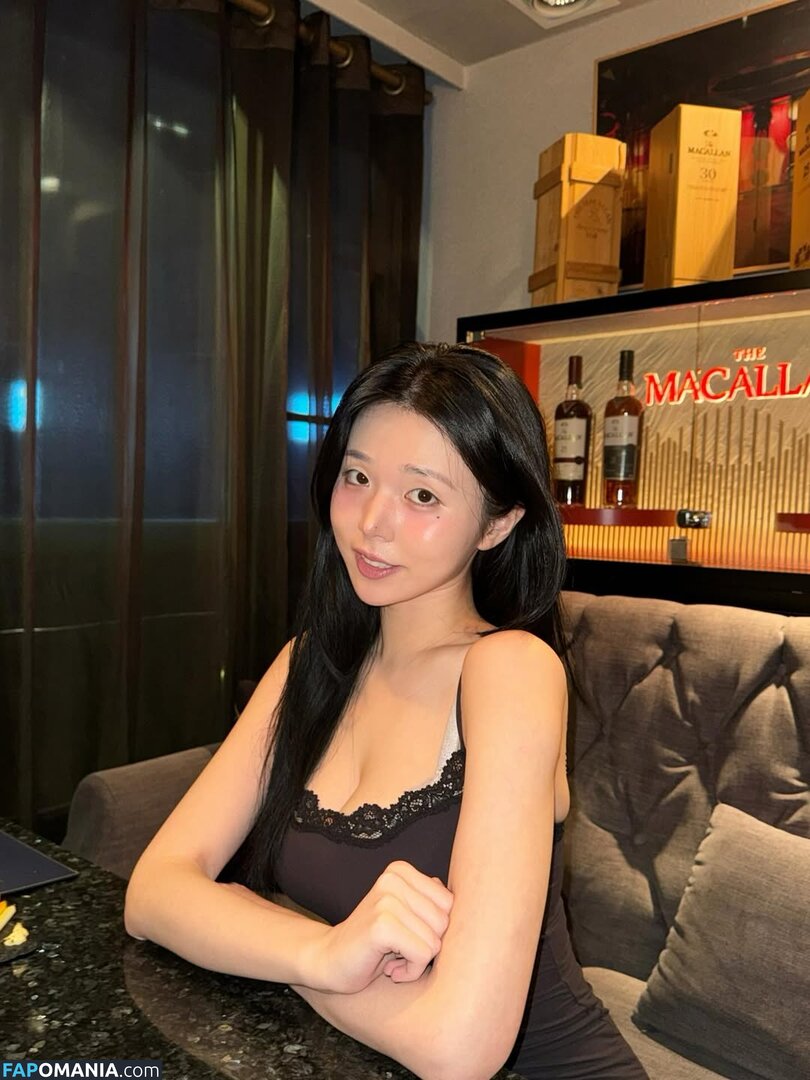 Lee Yeon-woo / yeonwooahh / yonu1201 / 이연우 | Yonu Kuro | yonu_kuro Nude OnlyFans  Leaked Photo #6