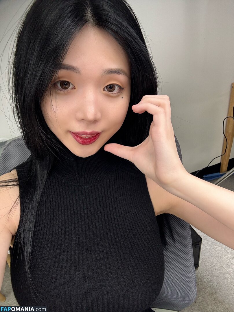 Lee Yeonwoo / yeonwooahh / 이연우 Nude OnlyFans  Leaked Photo #31