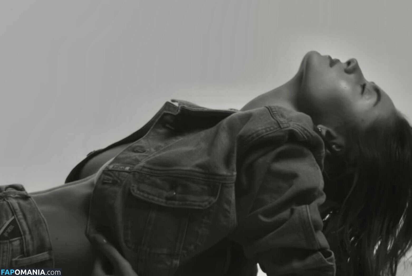 Leni Klum / leniklum Nude OnlyFans  Leaked Photo #548