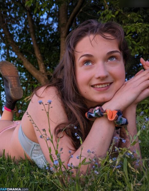 Leonireizend / leoni.reiz Nude OnlyFans  Leaked Photo #88