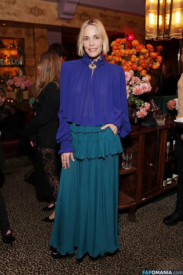 Leslie Bibb / mslesliebibb Nude OnlyFans  Leaked Photo #2